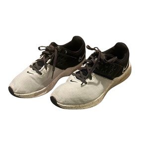 Nike Women’s 7.5 Shoes Airmax Black White Gold Athletic Workout Running Jogging.